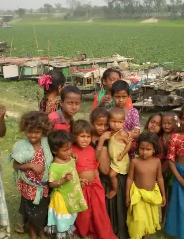 Kajoli Photo Mobile School